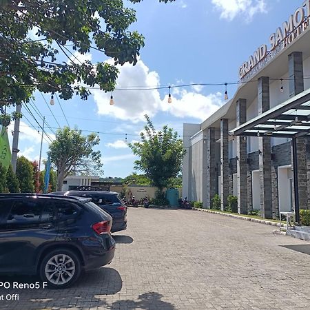 Grand Samota Hotel Sumbawa Extérieur photo