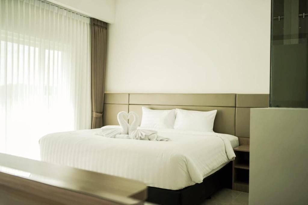 Grand Samota Hotel Sumbawa Extérieur photo